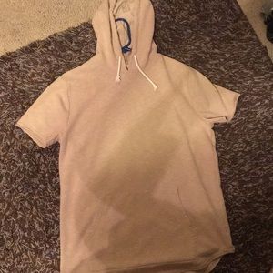 Short sleeved light sweatshirt